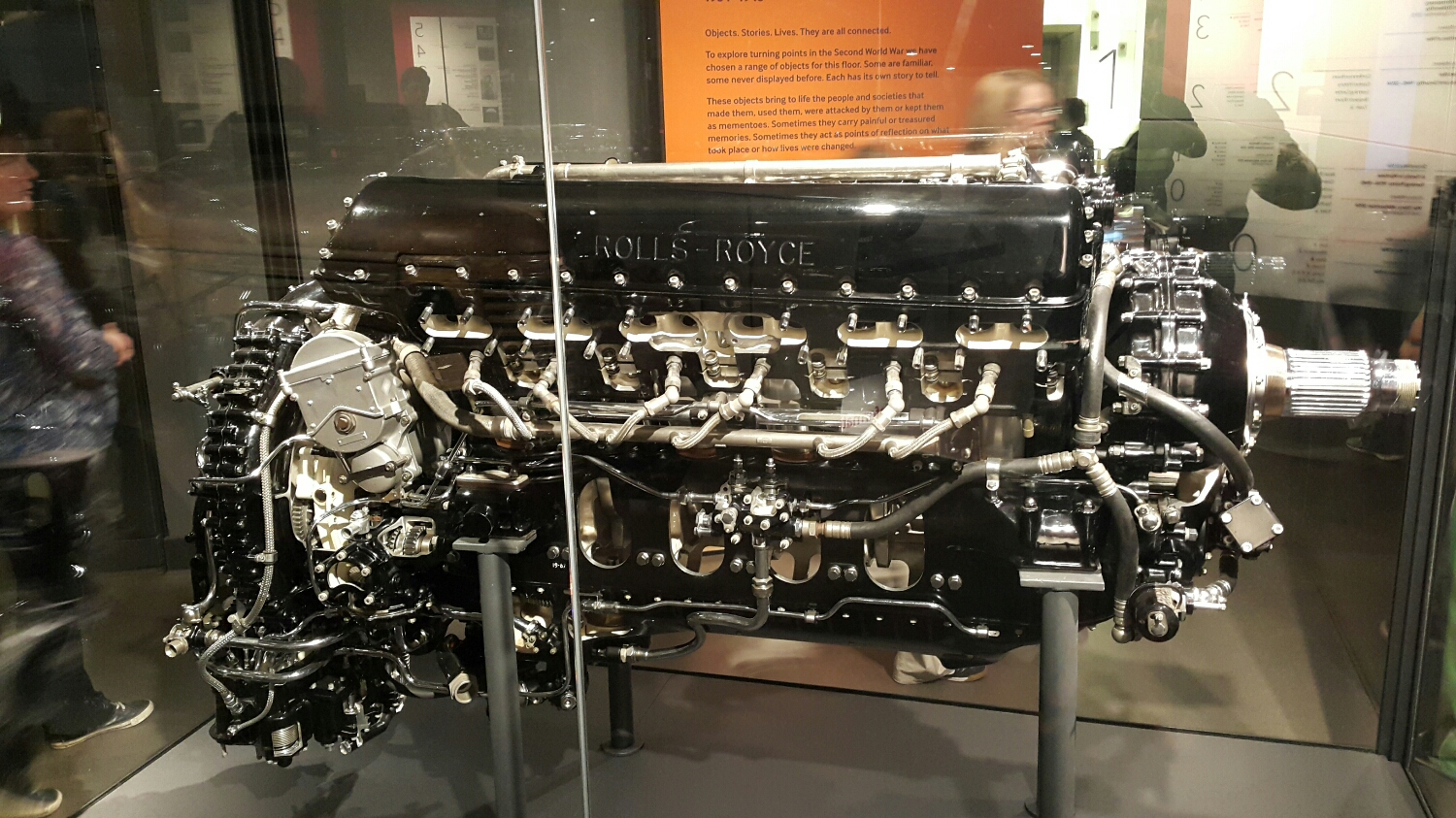 Sectioned V12 Merlin Aero engine. Cool