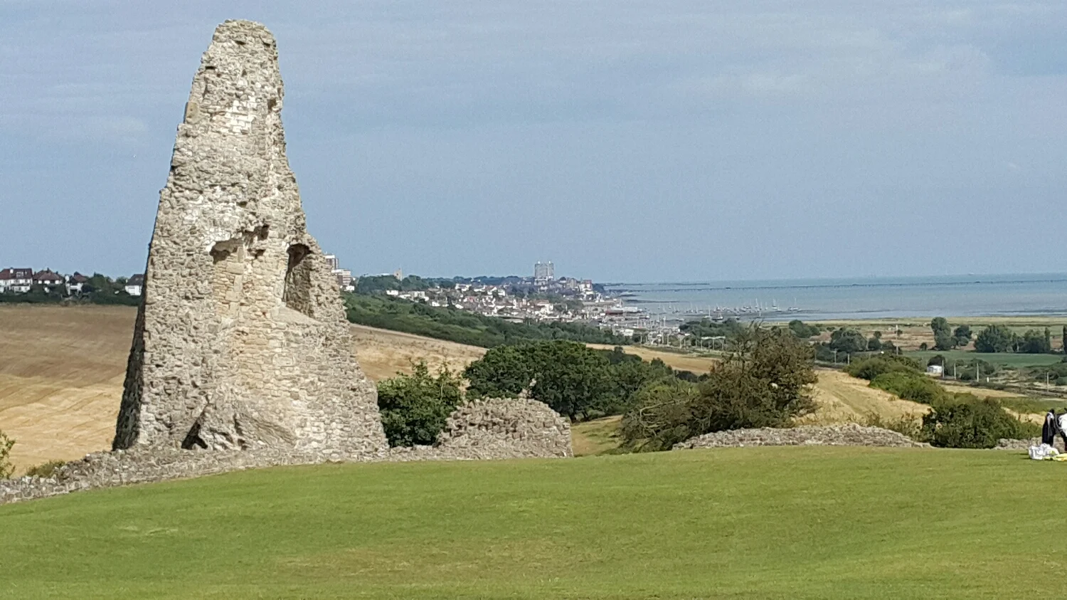 Looking down towards South end on Sea