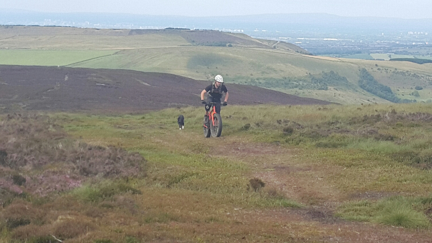 Pete giving it some as we get close to the top. His fat bike running 4 inch tires and a ridged fork