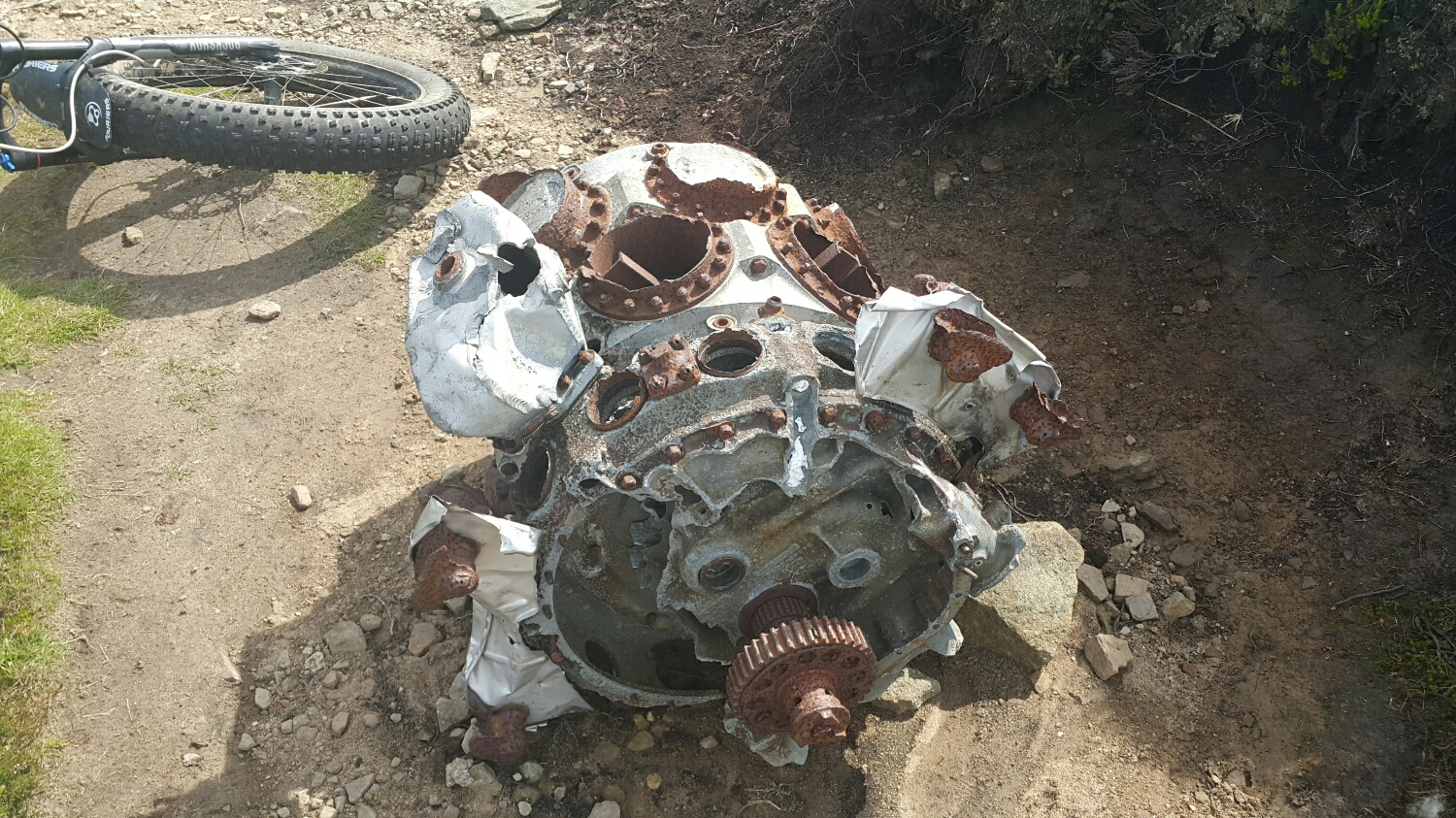 Missing engine photo
