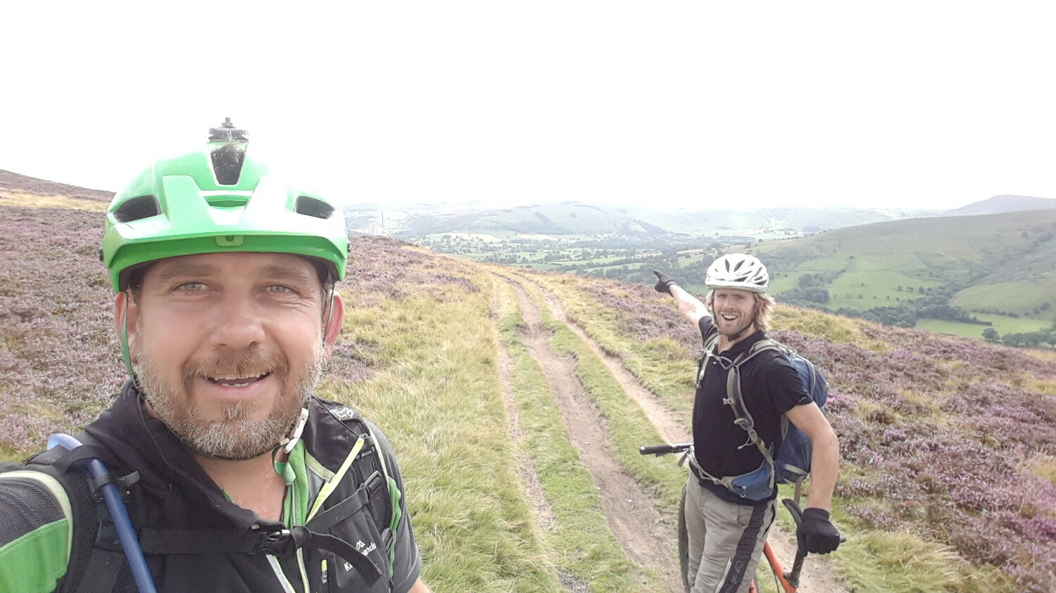 Heading back down. An open grassy blast back to Hope valley. 