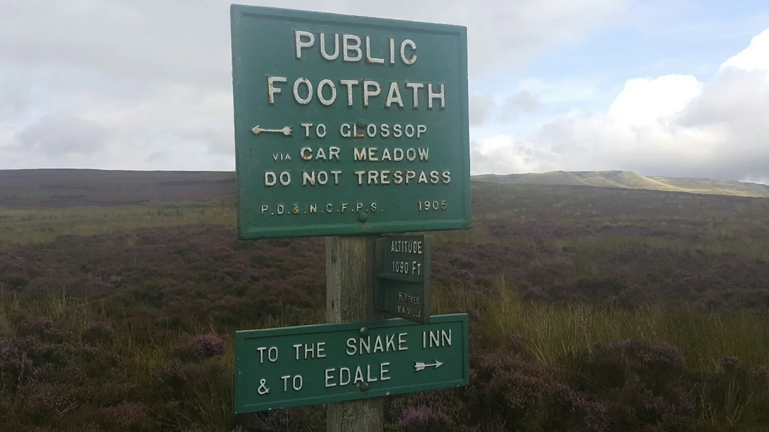 Getting used to seeing these signs about. If you are going exploring you still need to take a map, as it would be easy to get your self lost.