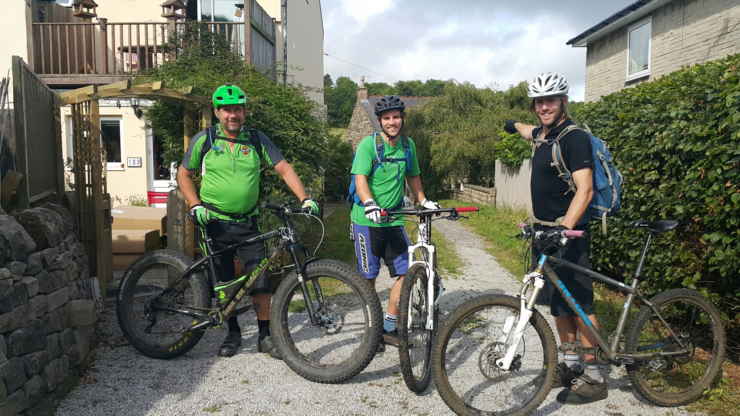 First thing in the morning we headed out for a ride with Petes mate Phil.