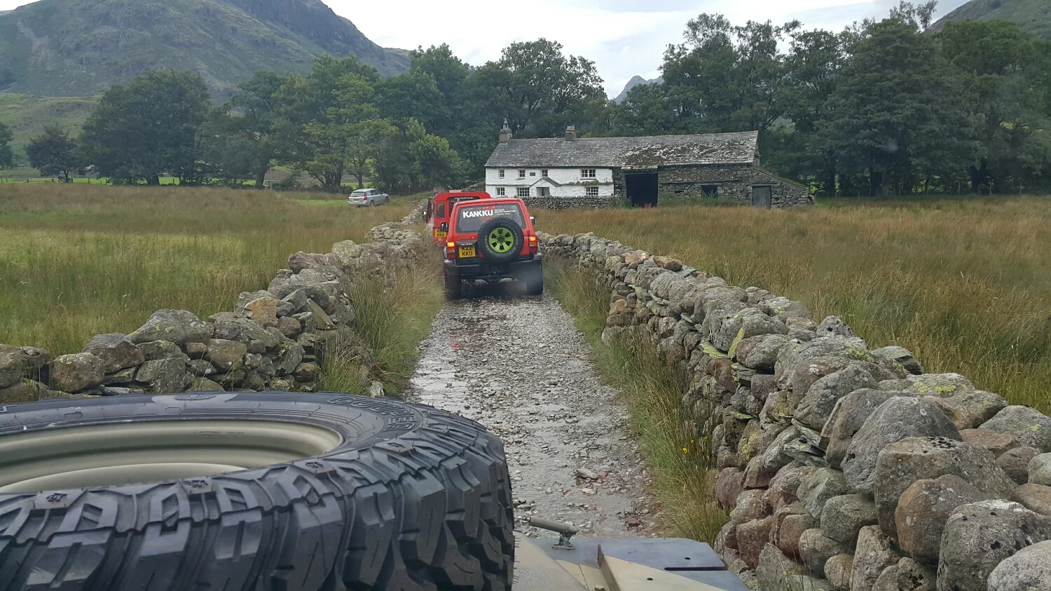 L/R 90 and a Pajero driving down a local narrow track. 