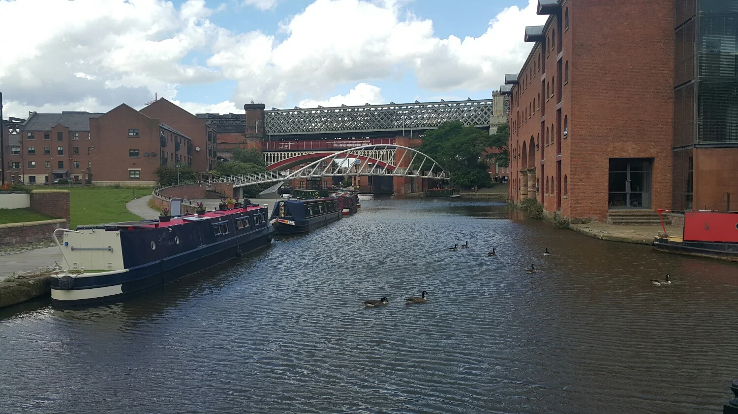 Very nice dock location, with a few nice pubs overlooking the area.