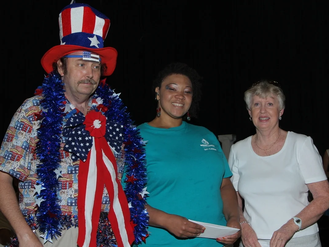 Left to right; 2014 Peachy Recipe Contest winners,&nbsp;Dwayne Shumpert, Wendy Blair, and Geraldine Knowles.