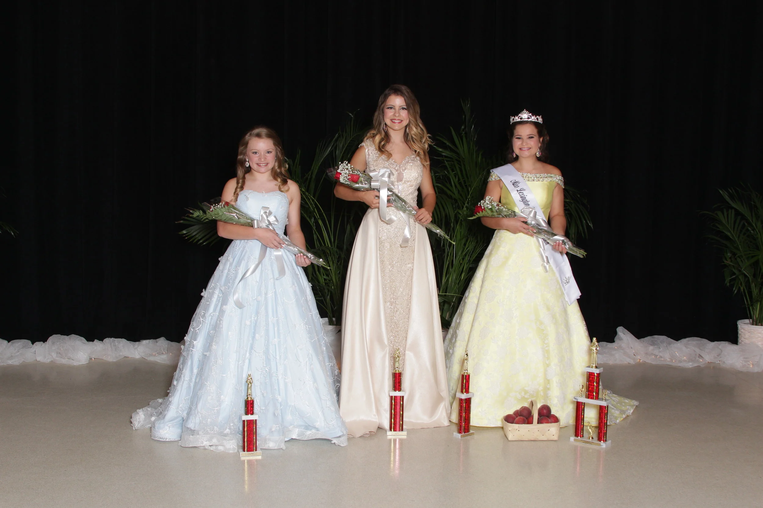 2019 Junior Division Miss Young Peach