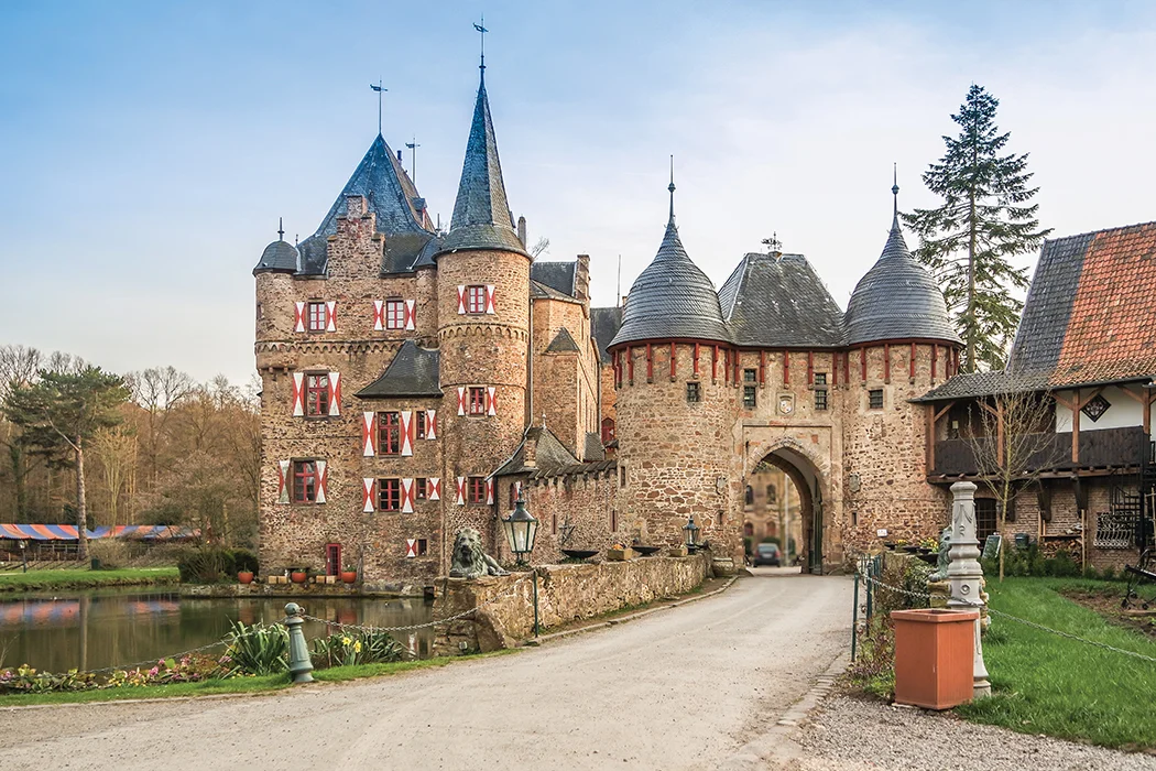 burg_satzvey.jpg