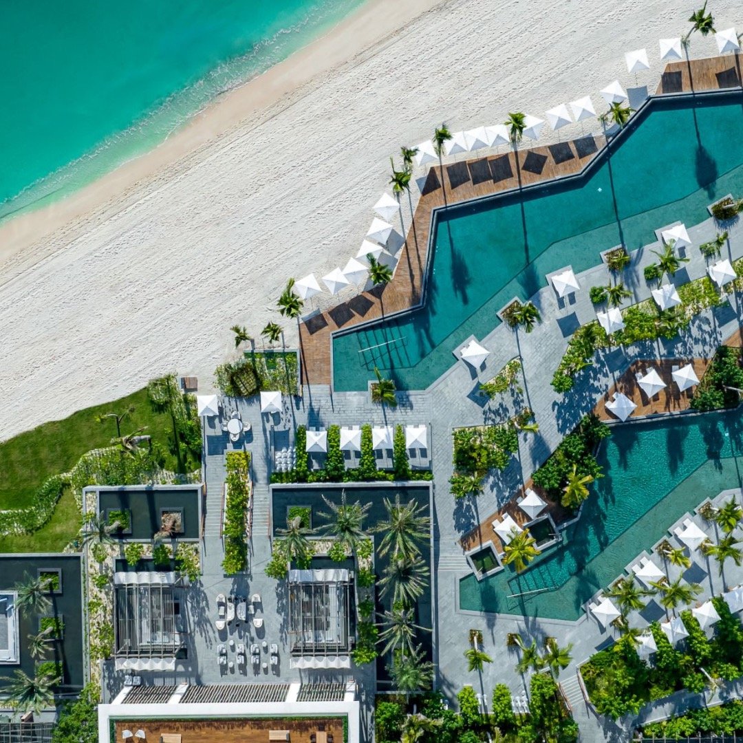 If you're dreaming of a getaway to the sunny beaches of Mexico, consider combining two resorts to extend your getaway for the ultimate vacation. While Mexico offers an array of resorts, Waldorf Astoria Riviera Maya and Conrad Tulum Riviera Maya are t