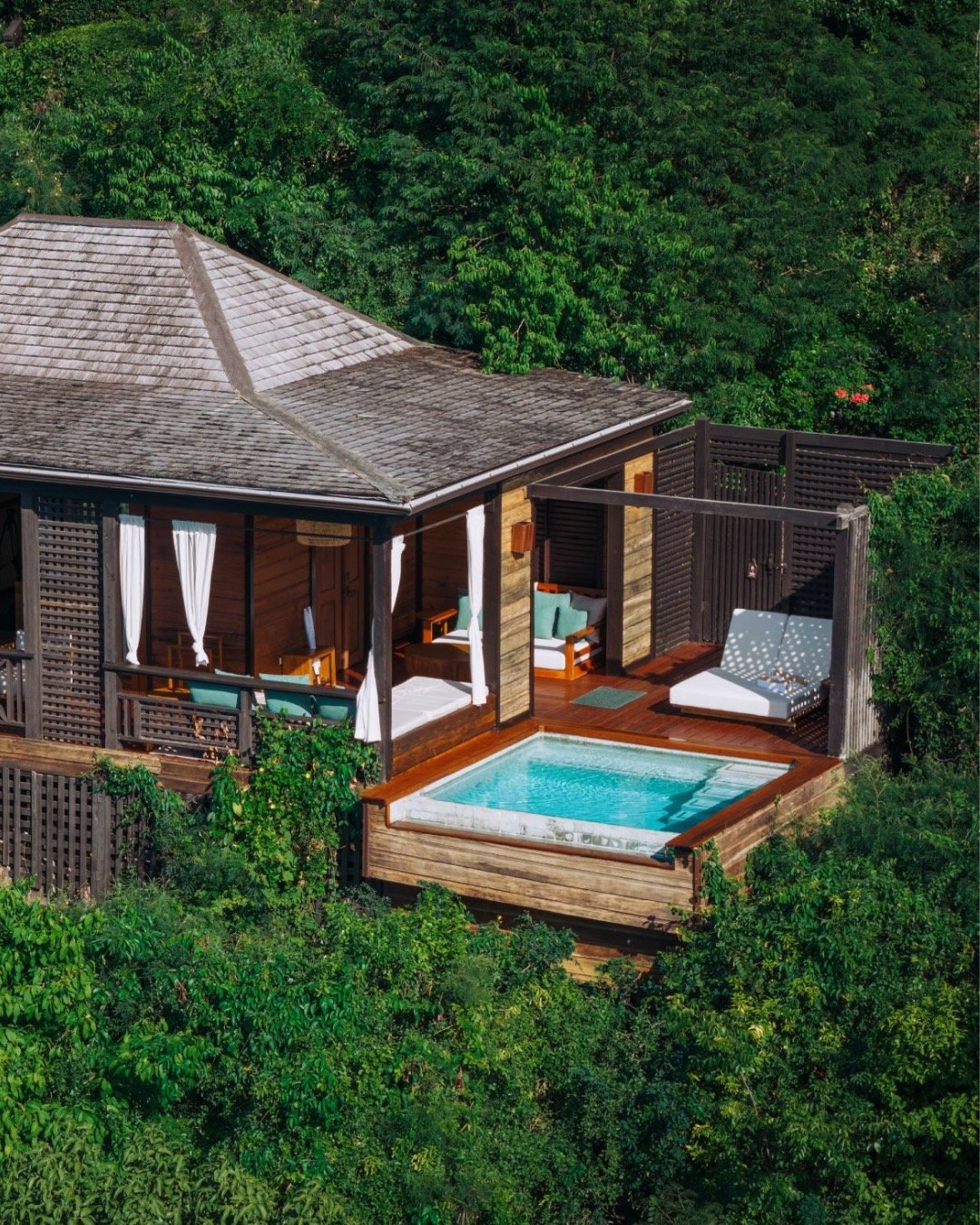 Some of the most romantic escapes aren&rsquo;t about grand gestures; they&rsquo;re about slowing down, unplugging, and being together. Here are my top picks for romantic retreats around the world:

@hermitagebay 💕 Ultra-private hillside villas, suns