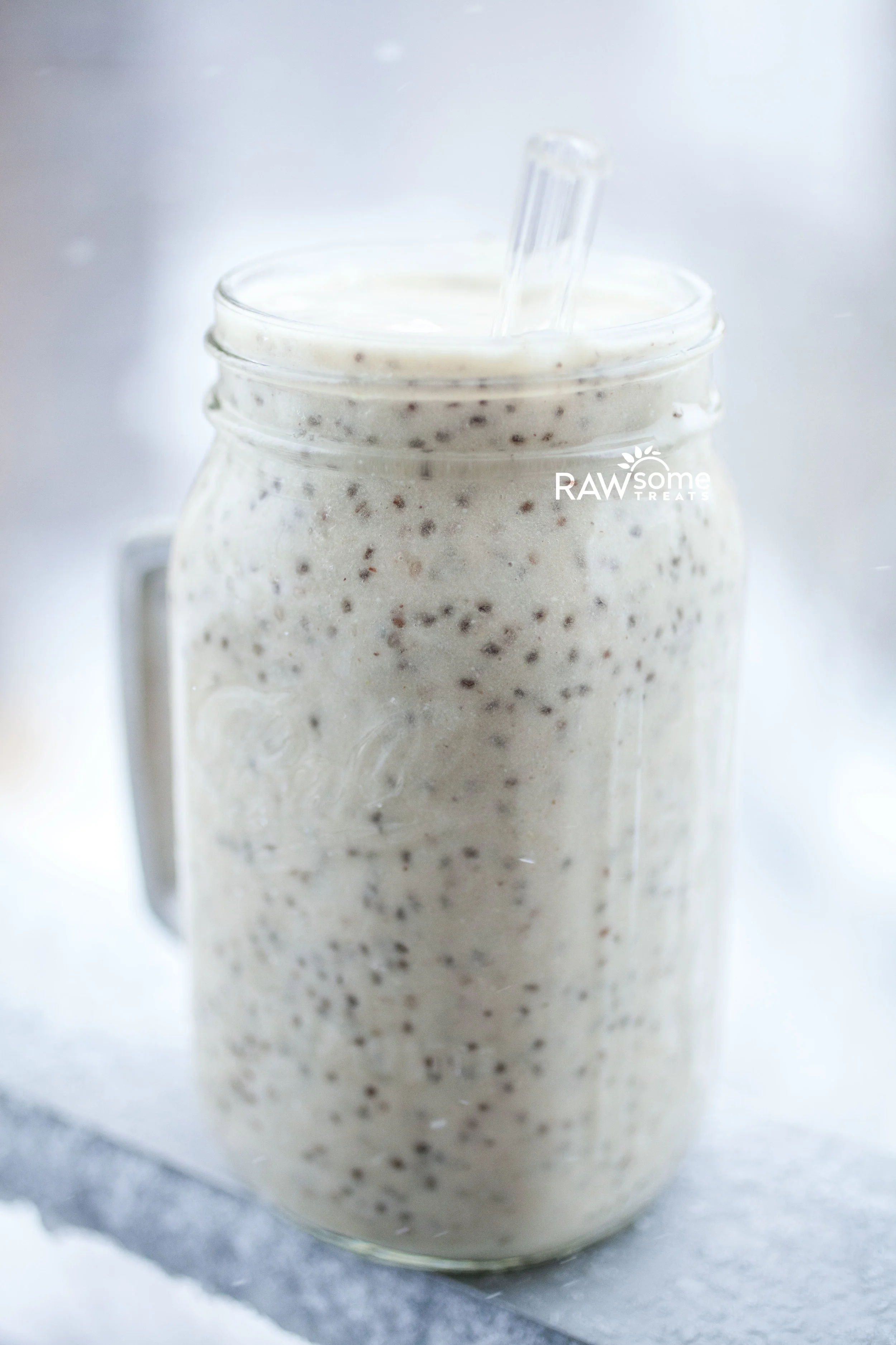 Coconut Chia Smoothie