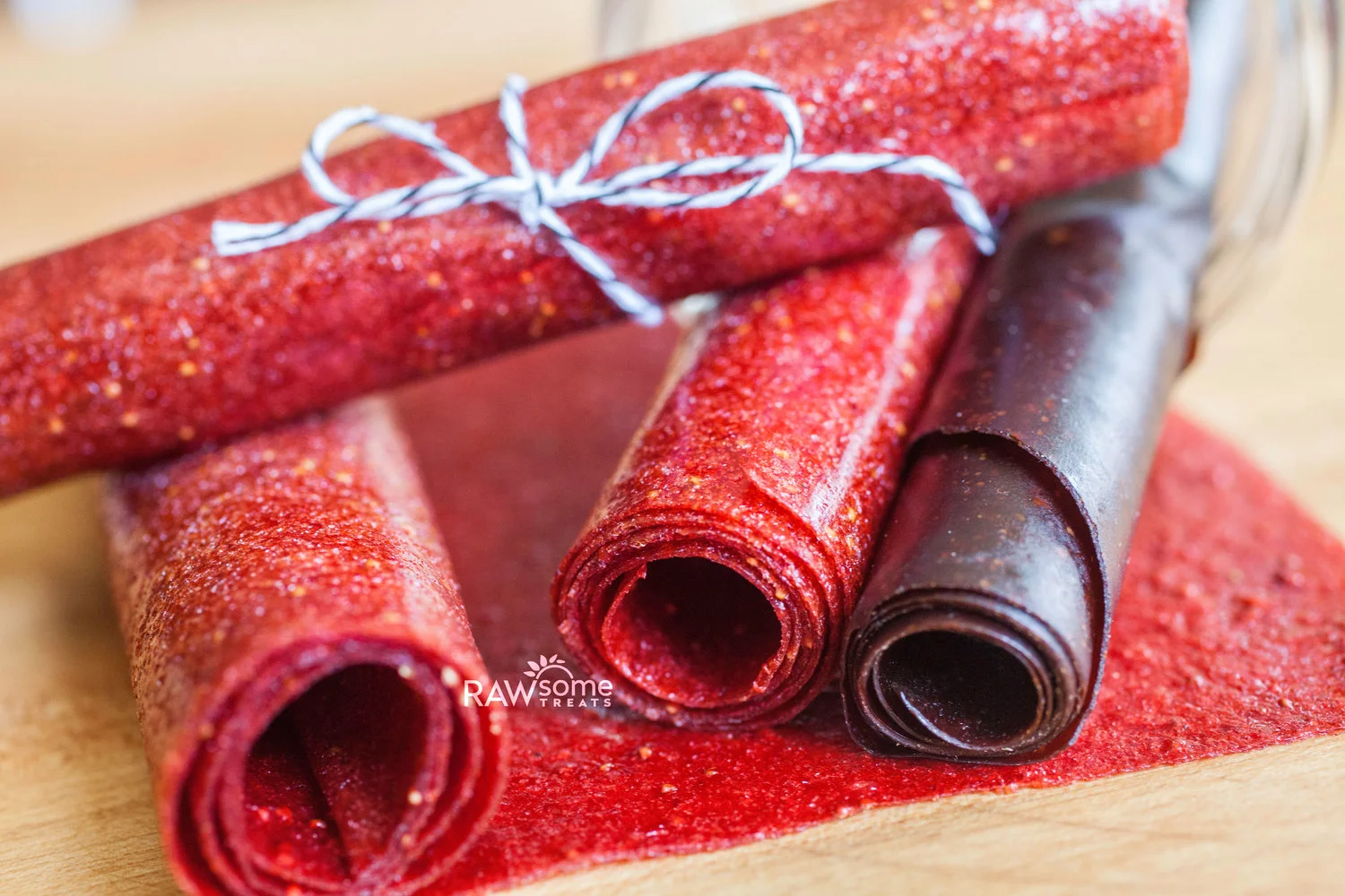 Fruit Leather: Fruit Raw-Ups