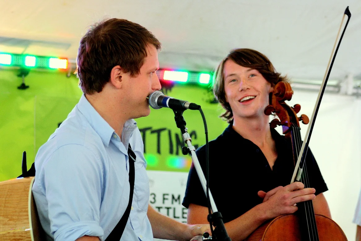 Band Banter: What Should You Say in Between Songs?