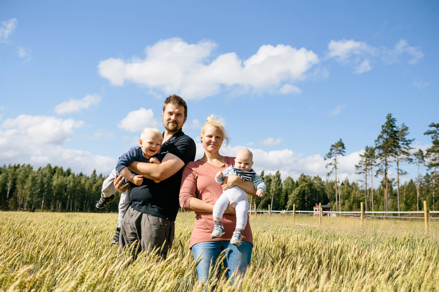 kasvutarinoita-mustakorven_tila-kasvinviljely_tila-iida_hollmen-web-2.jpg