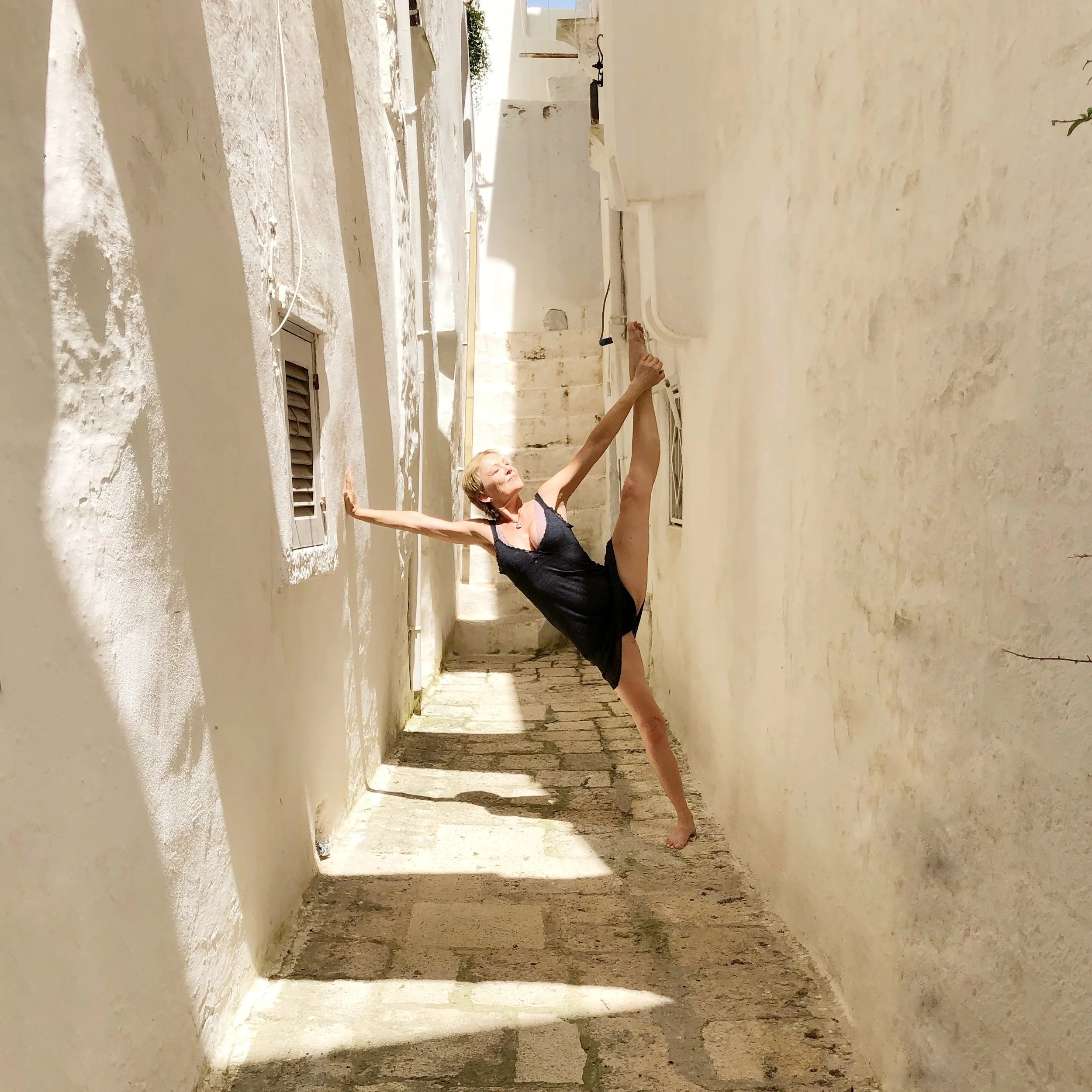 Yoga in ols city.jpg