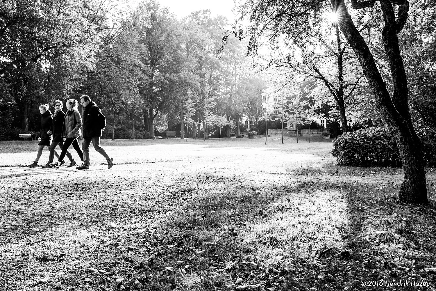 Walking with the 23 mm f2 WR on my Fuji X-Pro2