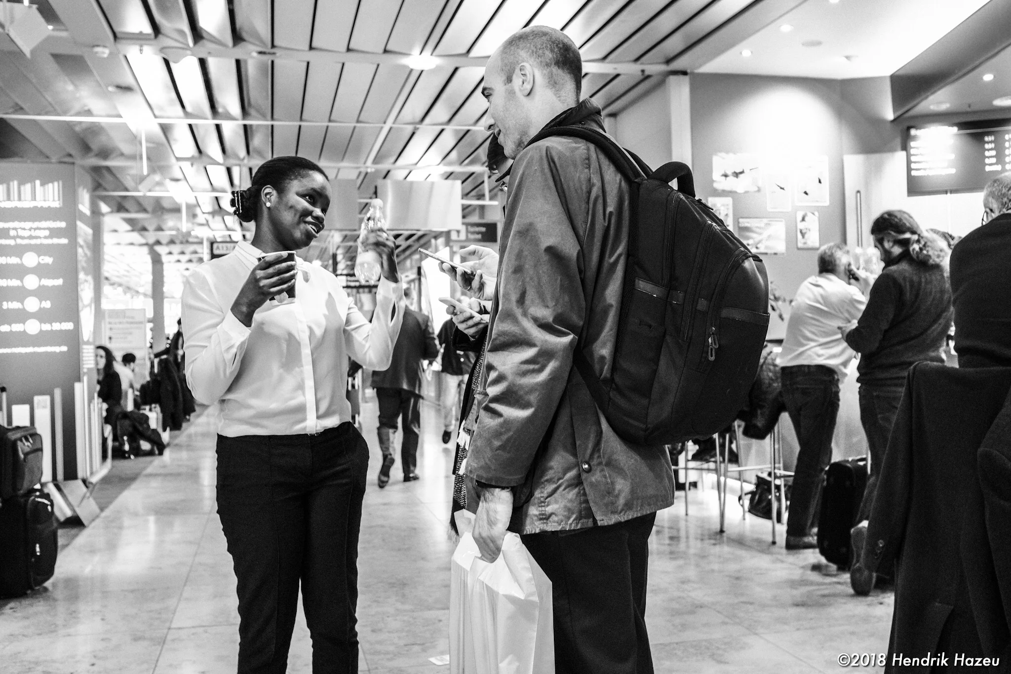Waiting for a Yes or No, Fuji X100F @ f/4, 1/55sec, ISO 1600, developed in LR CC mobile