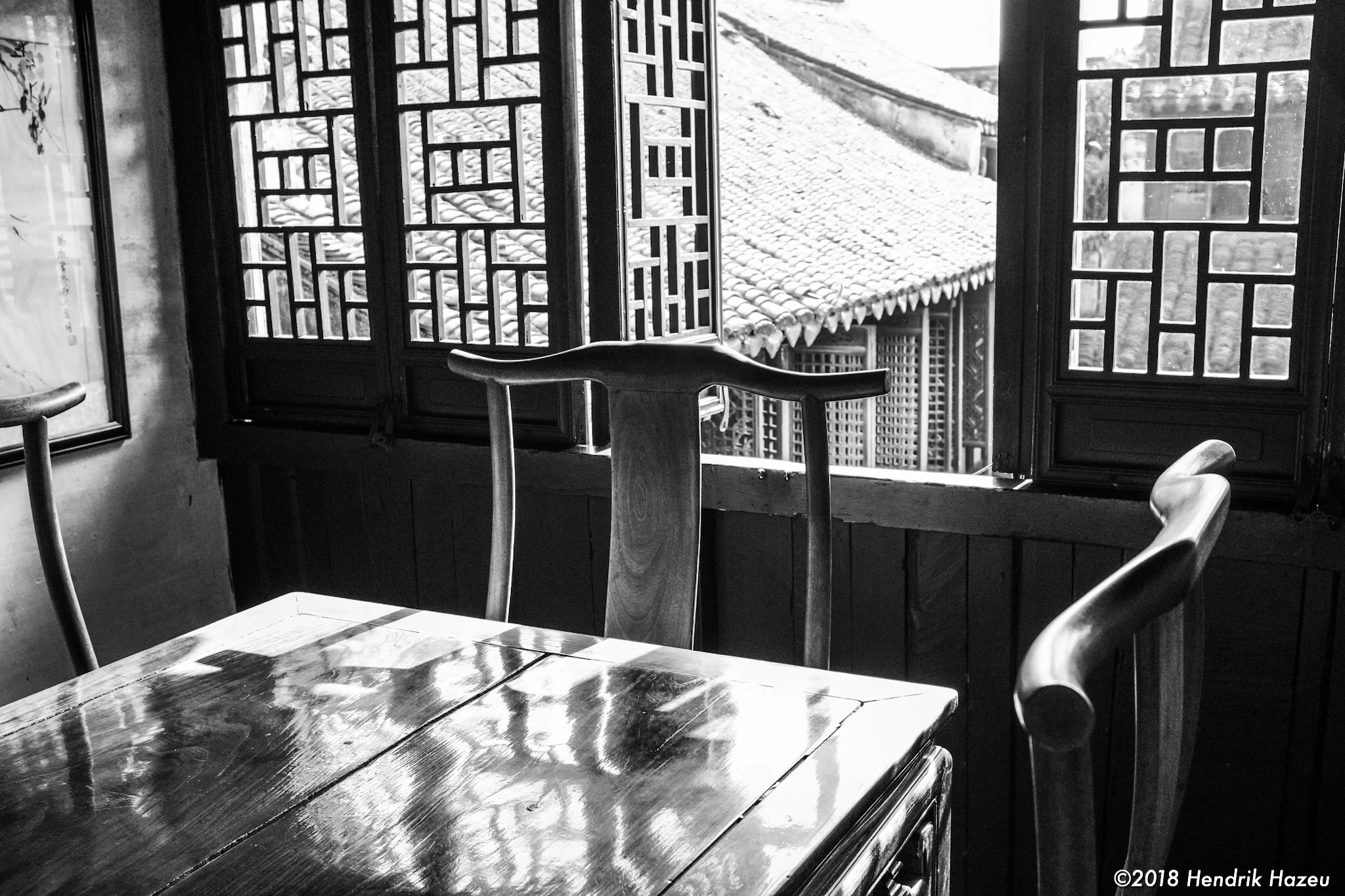 Table by the window, Fuji X100F, 23mm f/2 @f/5.6, 1/75sec ISO400 developed in LR CC mobile