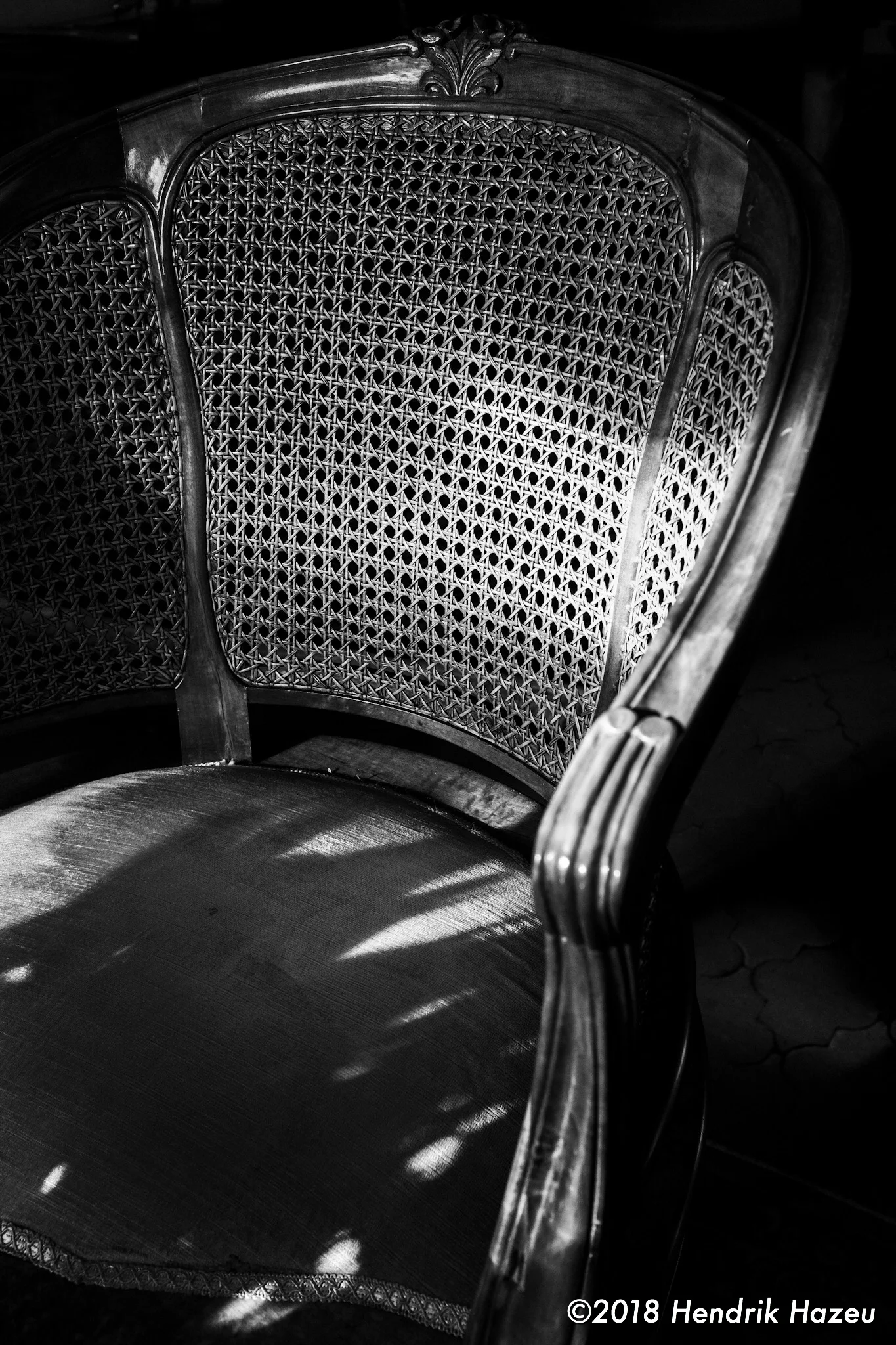 The chair, as seen with Fuji X100F, 23mm @f/5.6, 1/100sec, ISO400