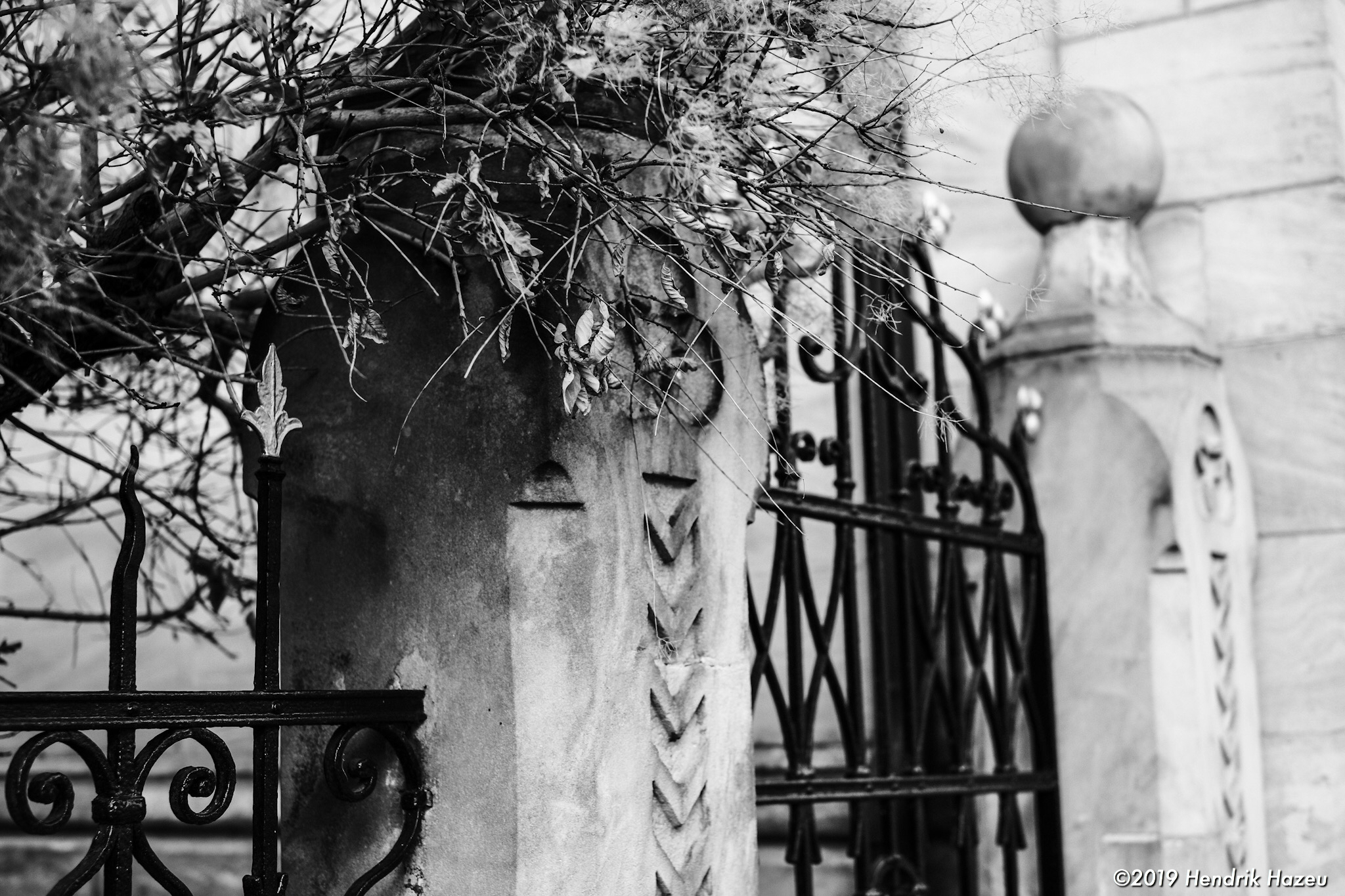 The gate, seen with Fuji X-E3 and XF 35mm f/1.4R @f/2.8, 1/240 sec, ISO 200