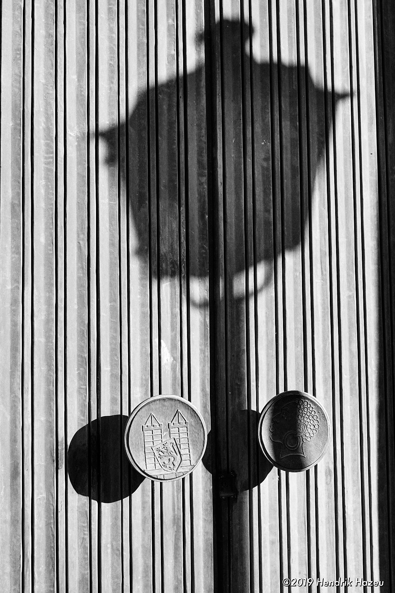 Shadows bring to light the lantern that wasn’t there: X-H1 with XF35mm F/1.4, @F/5.6, 1/400 sec, ISO 200