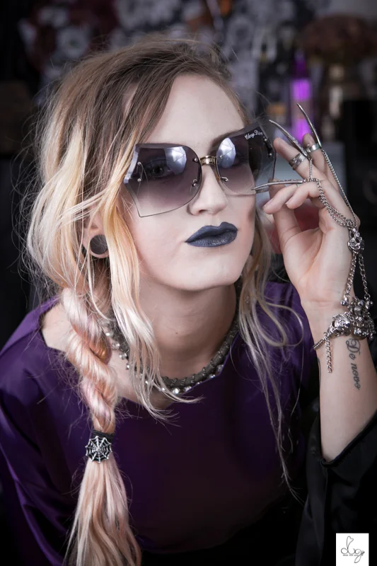 dreamlovegrow photography-sabrinajade-goth designer ottawa-7921.jpg