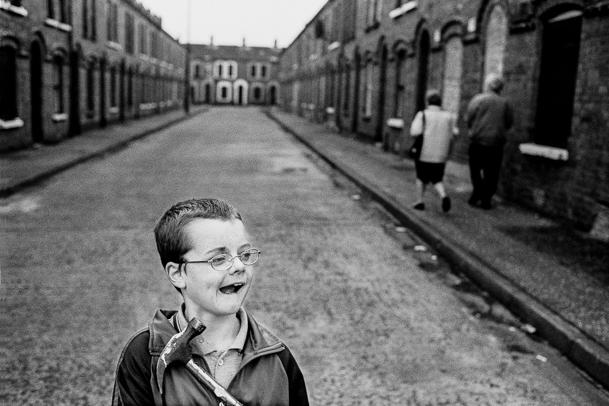 Kid with a hammer, Belfast