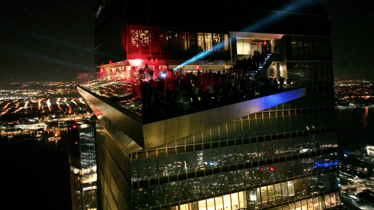 THE MARTINEZ BROTHERS AT THE EDGE