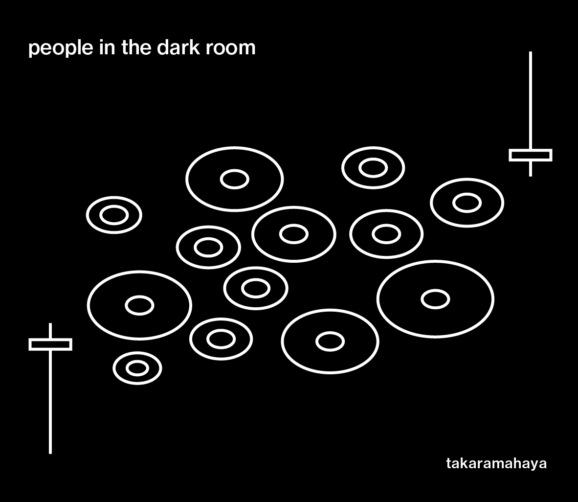 takaramahaya / people in the dark room