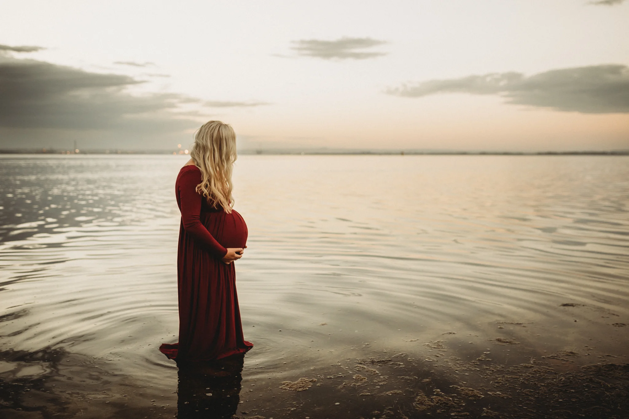 Jess Henderson MATERNITY SESSION-0880-Edit.jpg