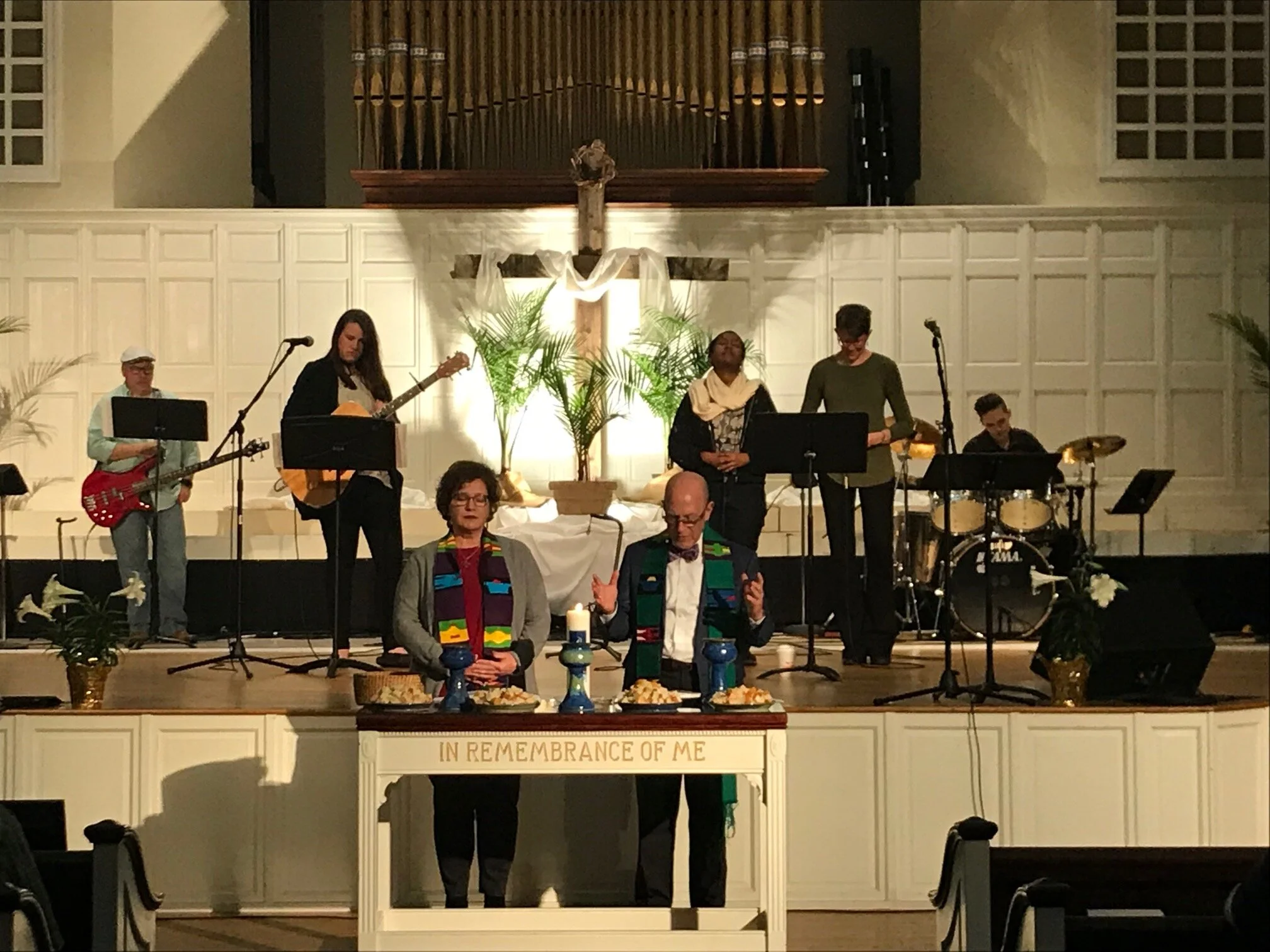 Communion at Annual Meeting.jpg