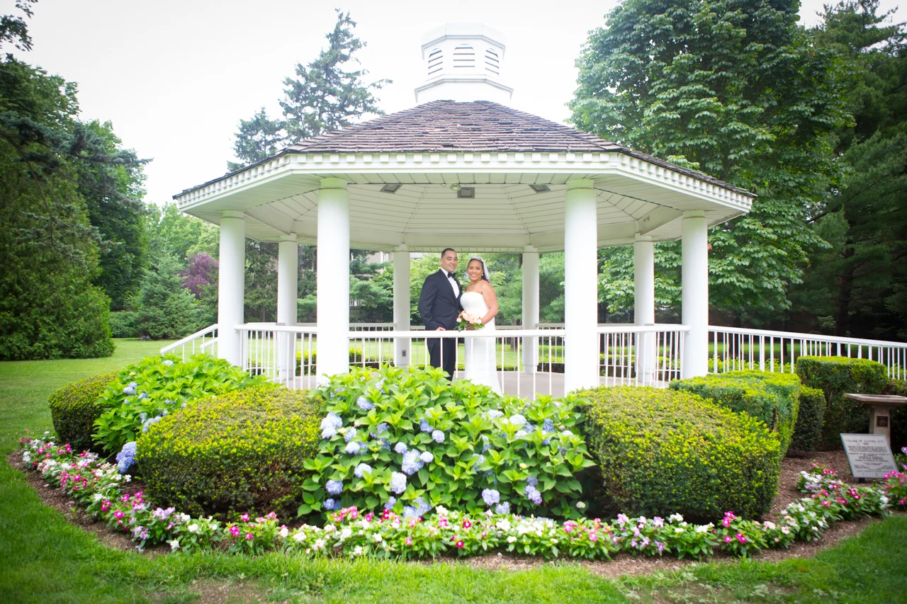 Deli & Danny's Wedding Day in Garden City