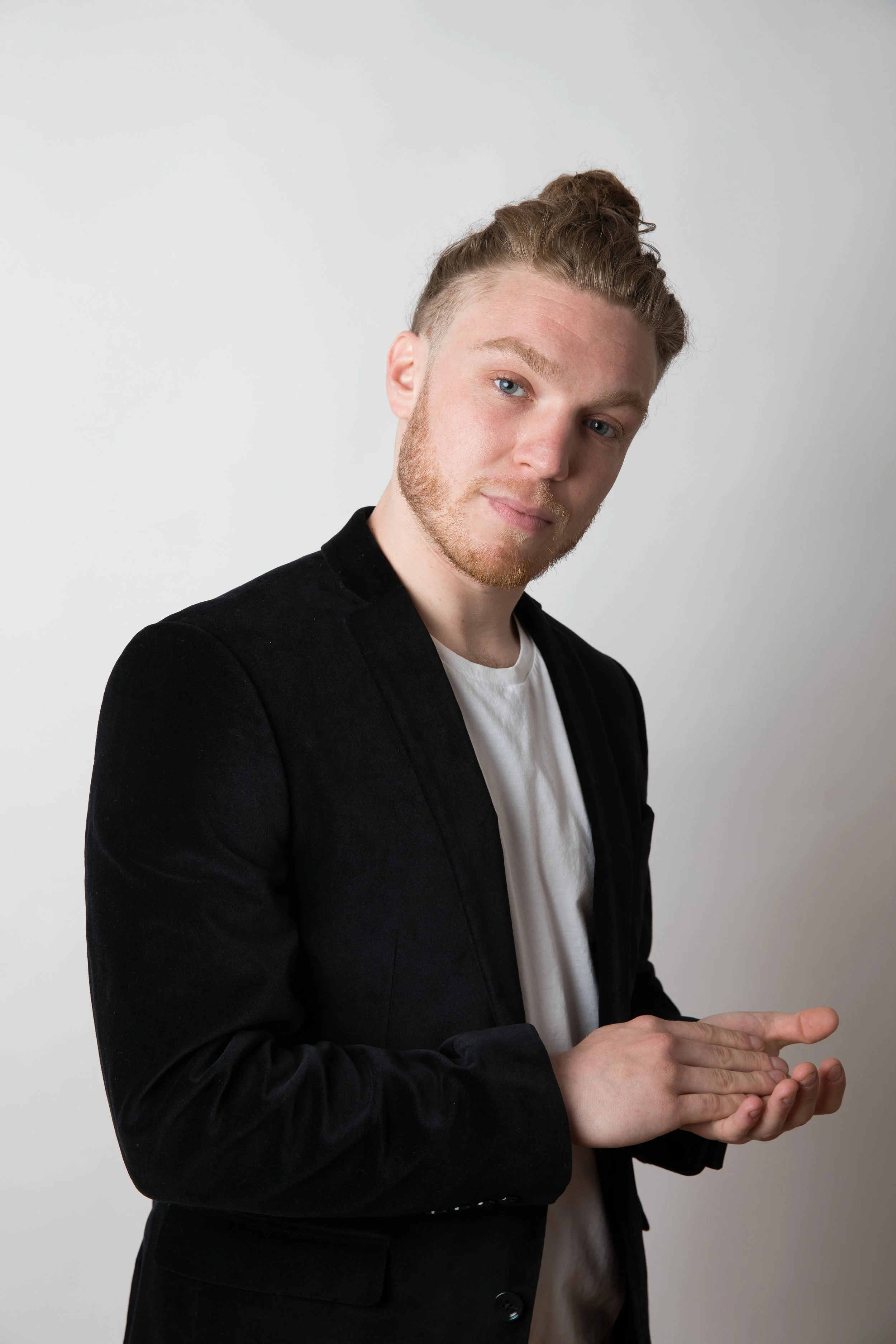 Shneur-3.jpg
