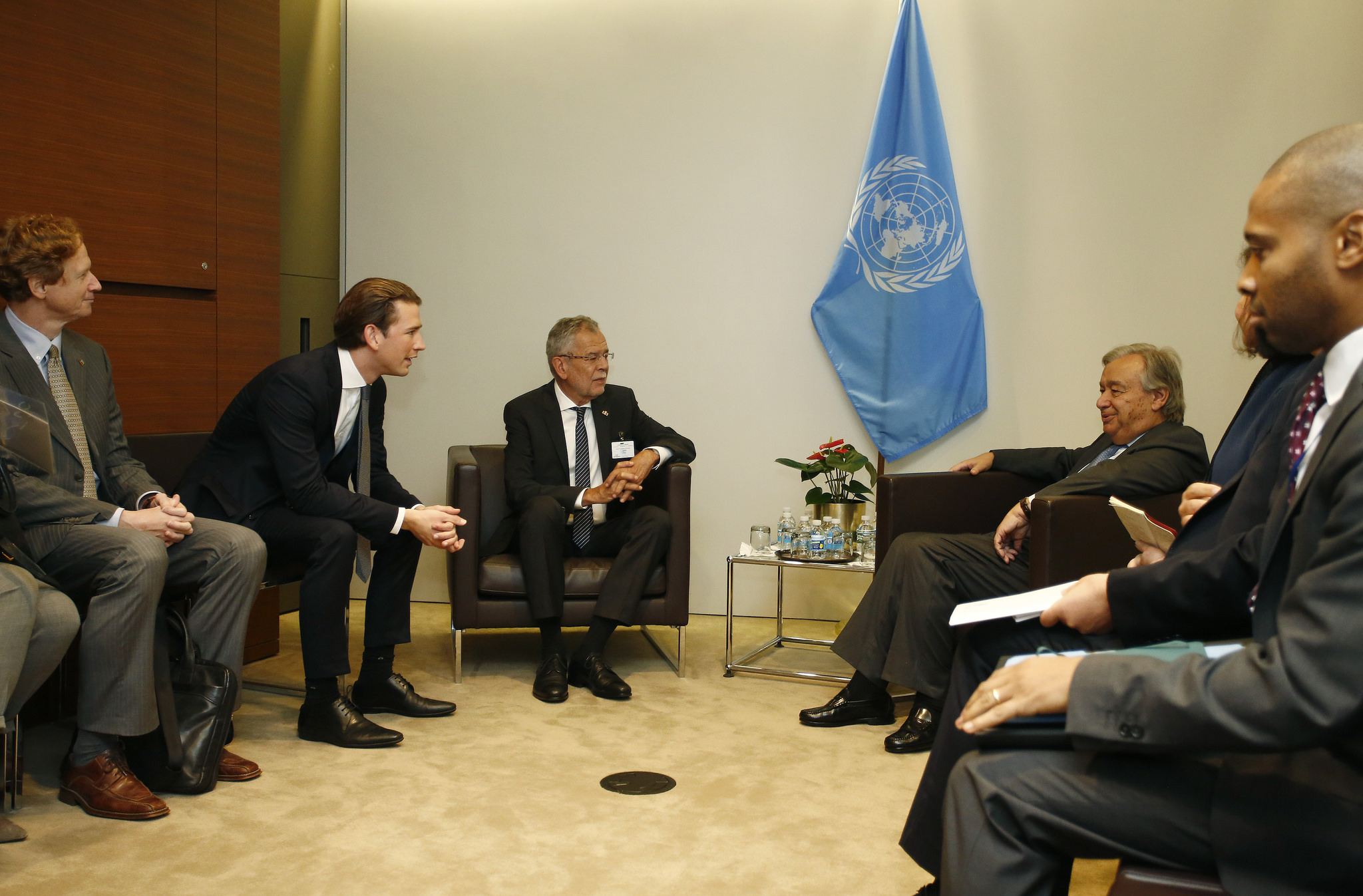  President Alexander Van der Bellen and Foreign Minister Sebastian Kurz meet with UN Secretary-General Antonio Guterres in New York, September 20, 2017, Photo: Dragan Tatic   