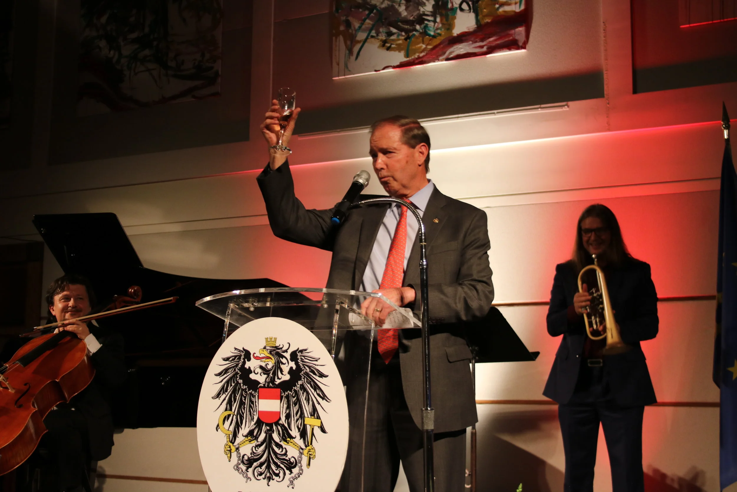  U.S. Senator Tom Udall toasts to Austria 