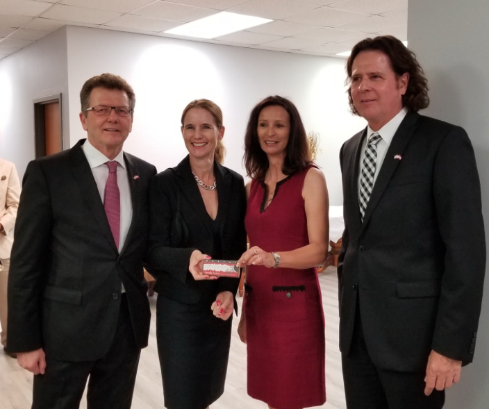 from left to right: Ambassador Wolfgang Waldner, Gudrun Faudon-Waldner, Ines Zeller, Honorary Consul Christian Zeller