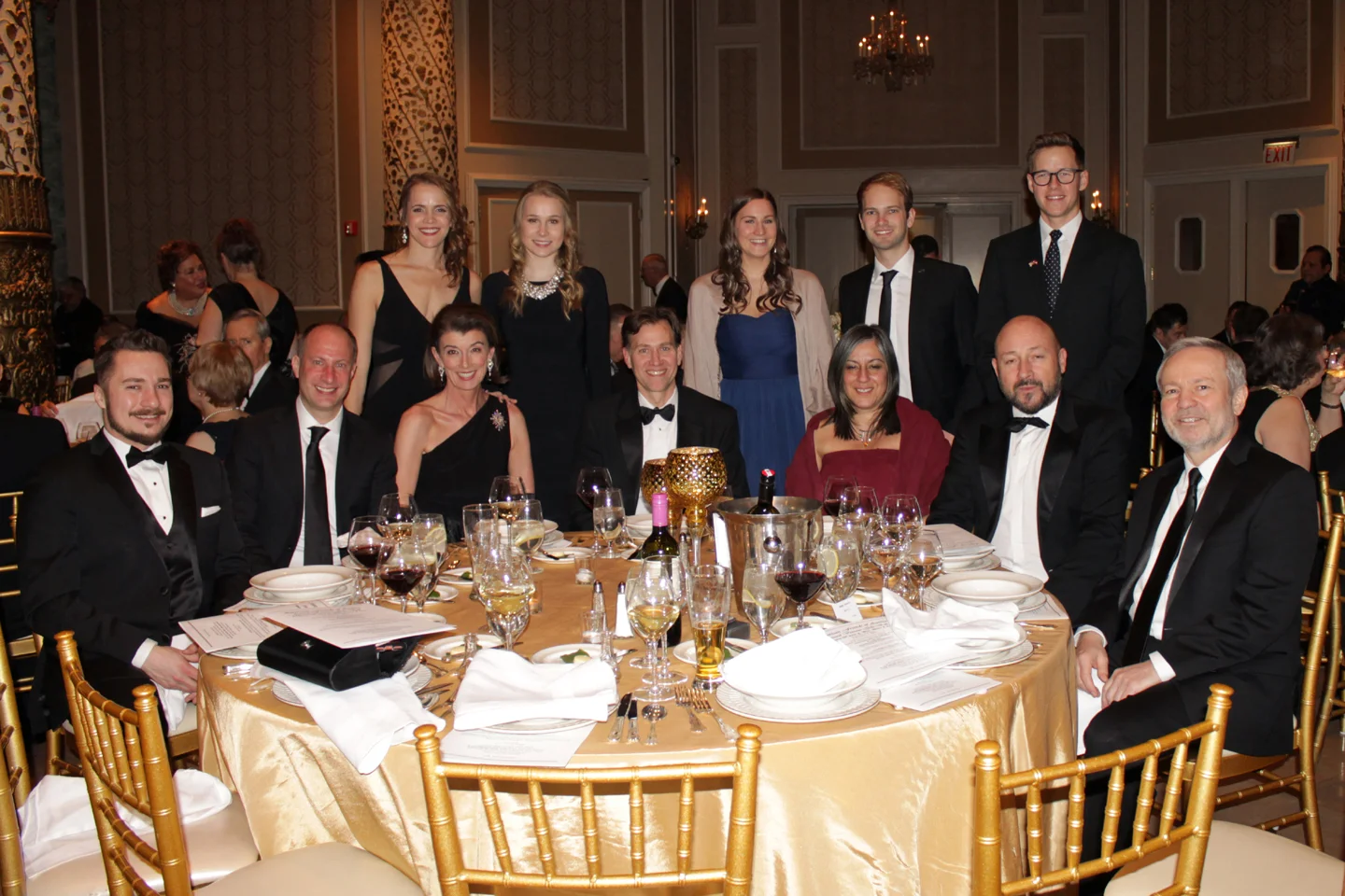 from left (sitting): Dominik Reisinger (Merlin Technology Inc.), Alexander Wipplinger (voestalpine Boehler Welding), Susanne Fischer-Sedlmayer, Reinhold Krammer (Austrian Honorary Consul), Maria Vassilakou (Vice Mayor of the City of Vienna), Bernd Matouschek, Peter Sedlmayer (Austrian Trade Commissioner) from left (standing): Lisa Krammer and daughter Carina, Magdalena Hensle (Austrian Trade Commission), Lukas Thaler, voestalpine Boehler Welding, Tobi Mattner, Aerospace Motion Design