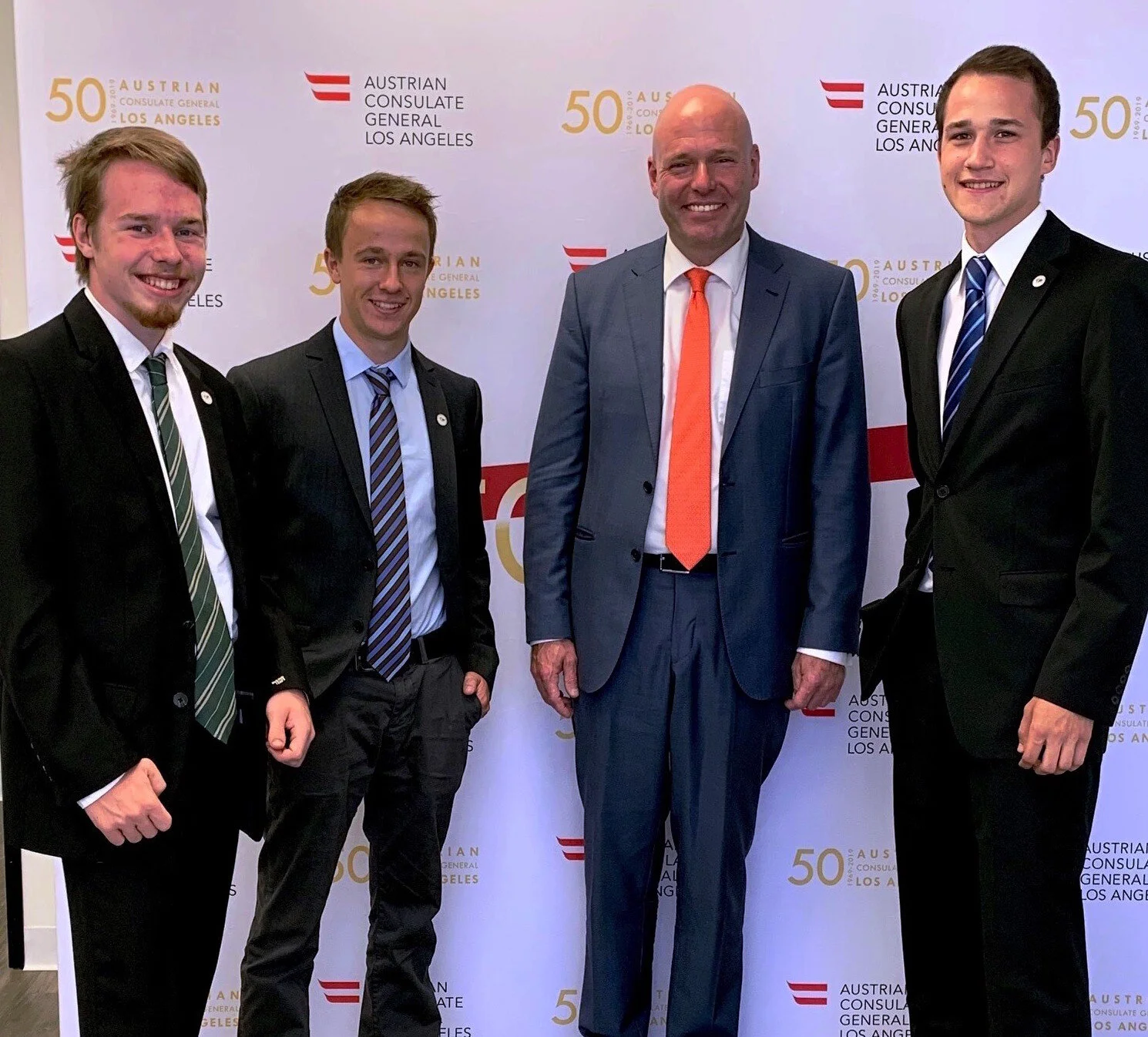 (c) Austrian Consulate General Los Angeles