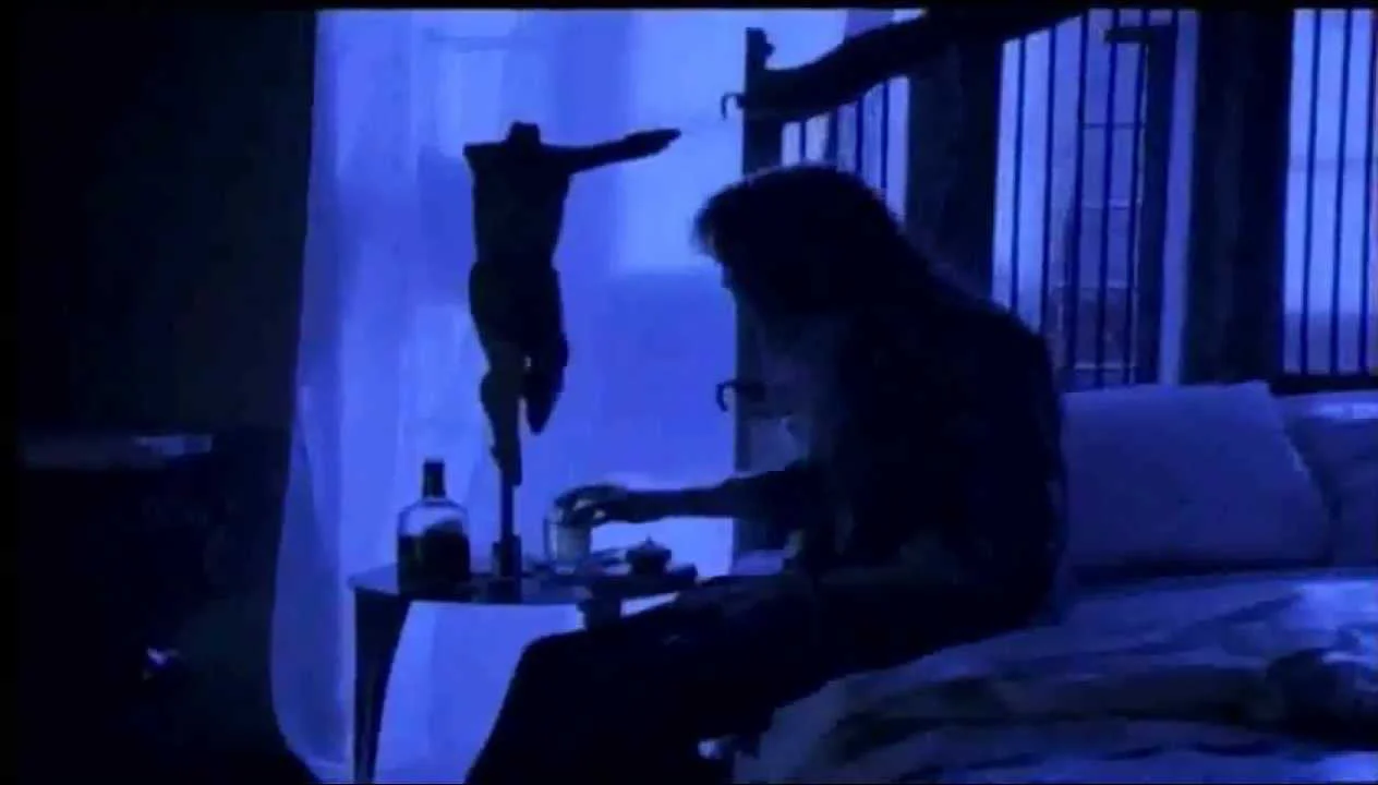 Everything Wrong With Guns N' Roses - "November Rain"