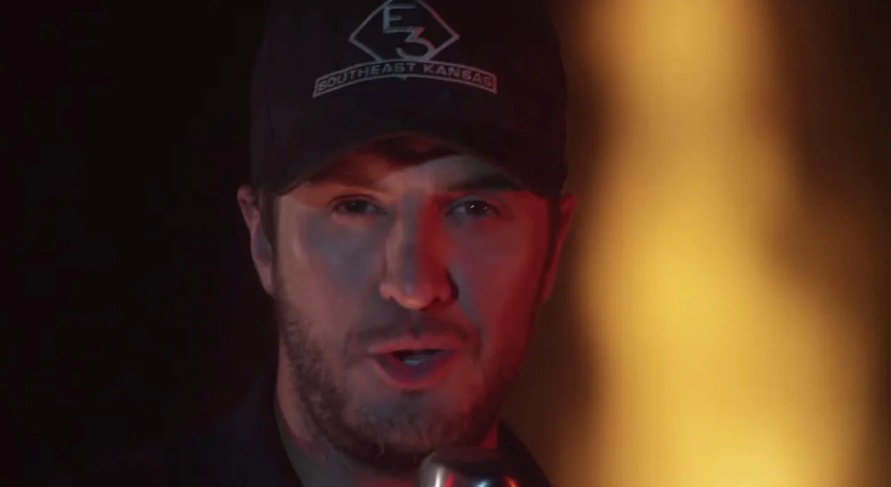 Everything Wrong With Luke Bryan - "That's My Kind Of Night"