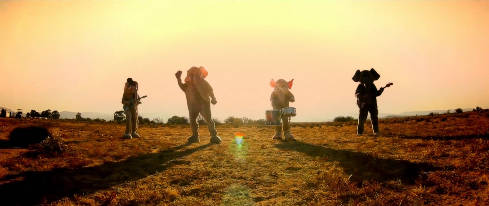 Everything Wrong With Coldplay - "Paradise"