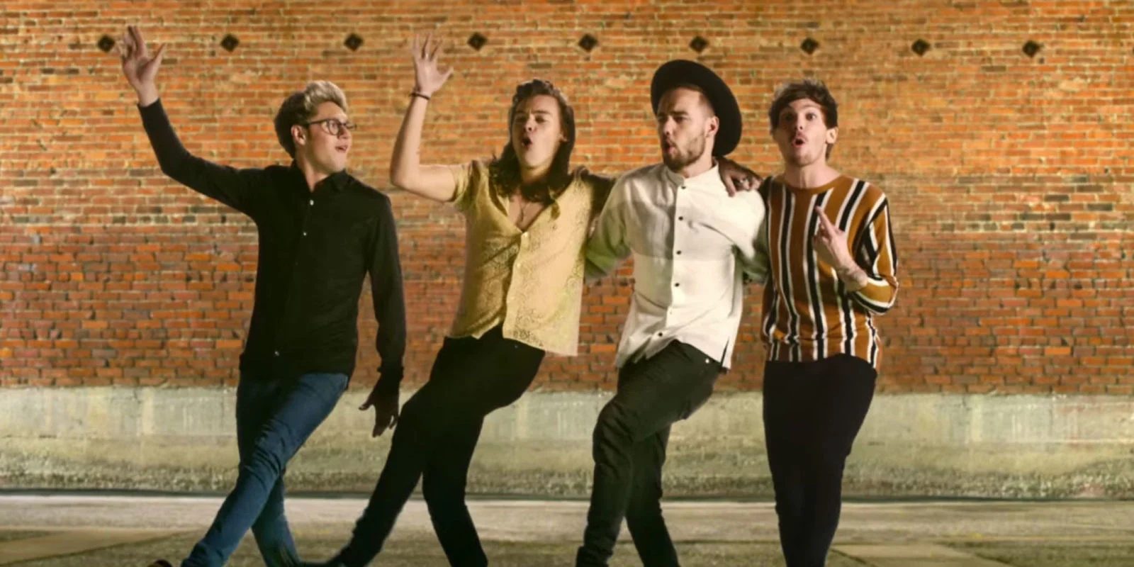 Everything Wrong With One Direction - "History"