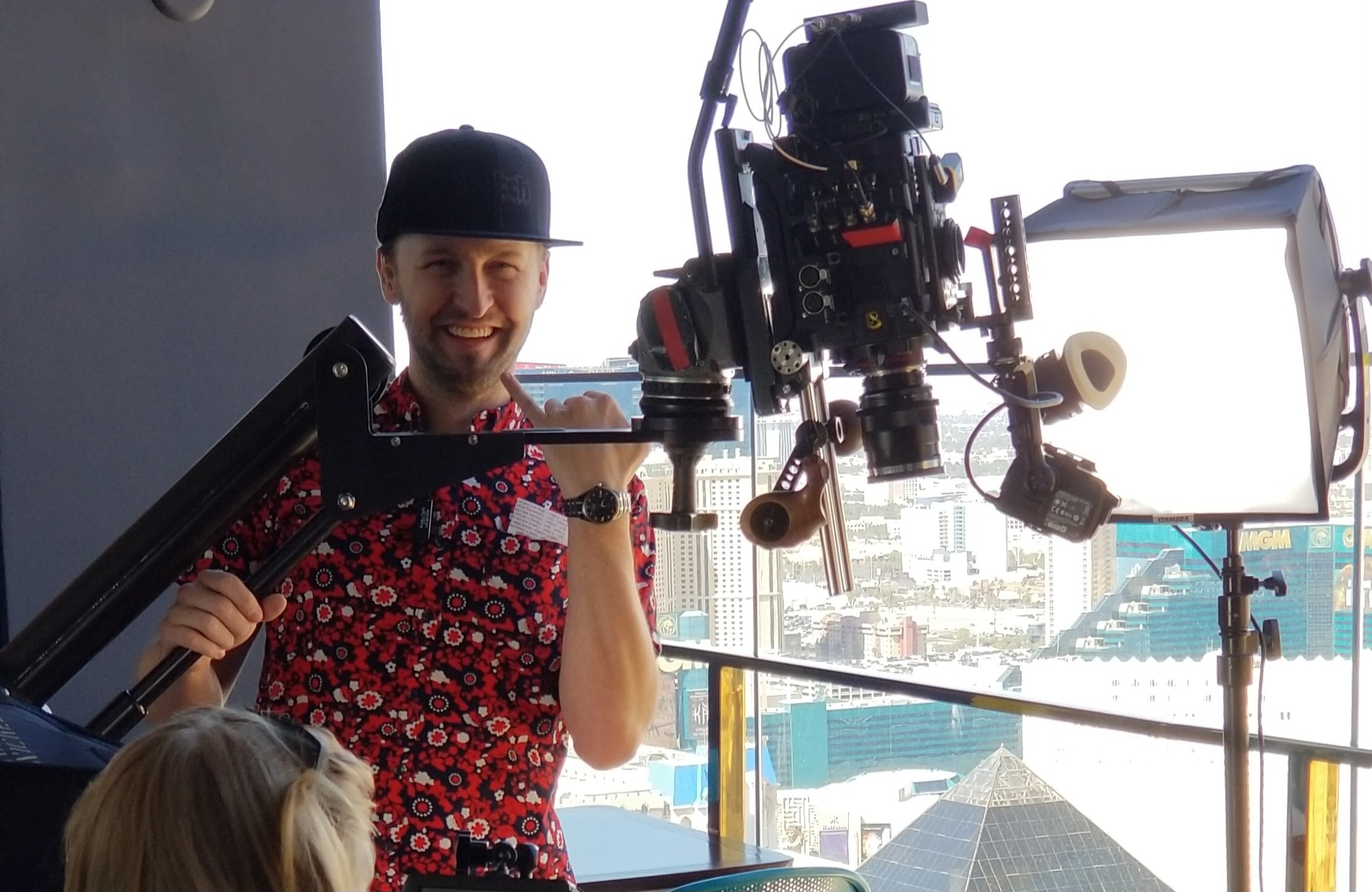 Jason Elliott — Cinema J/E