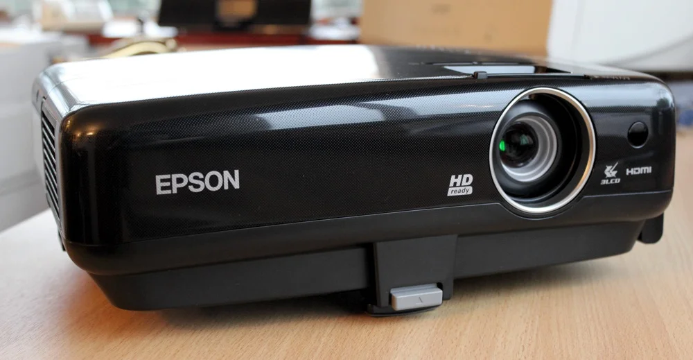 Epson MegaPlex MG-850HD Projector.jpg