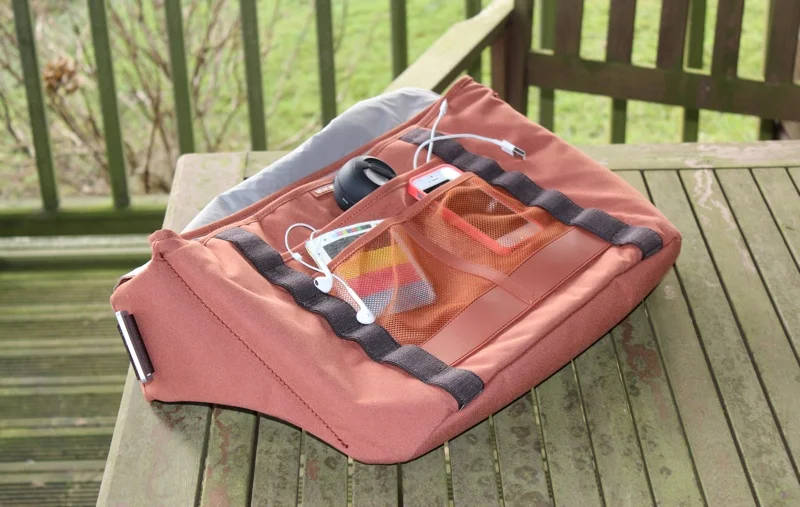 Bluelounge Messenger Bag Review - Slinky Studio