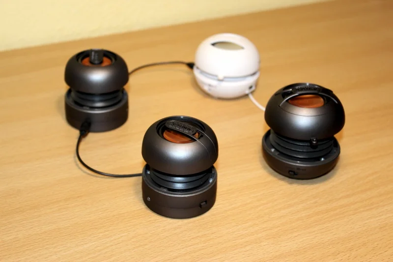 X-mini UNO Capsule Speaker Buddy Jack.jpg