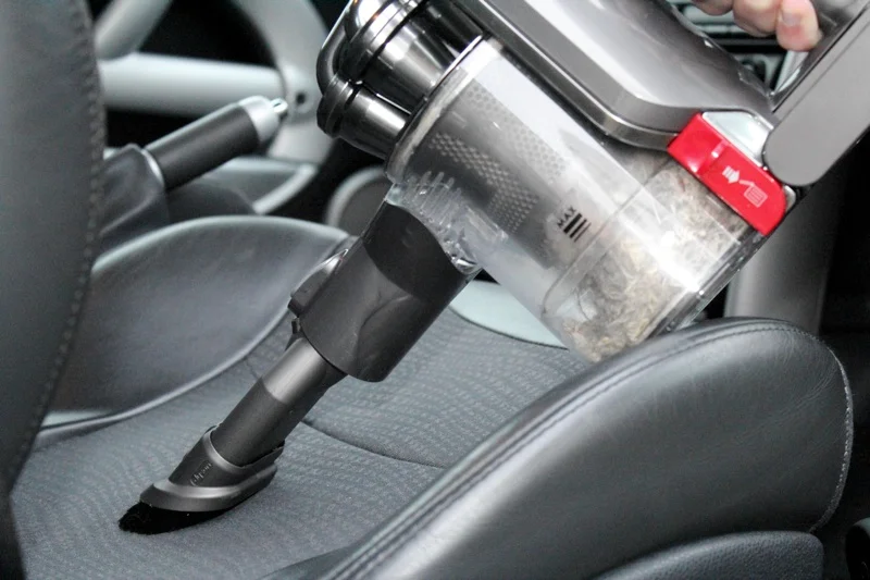 Dyson DC44 Animal Review Slinky Studio