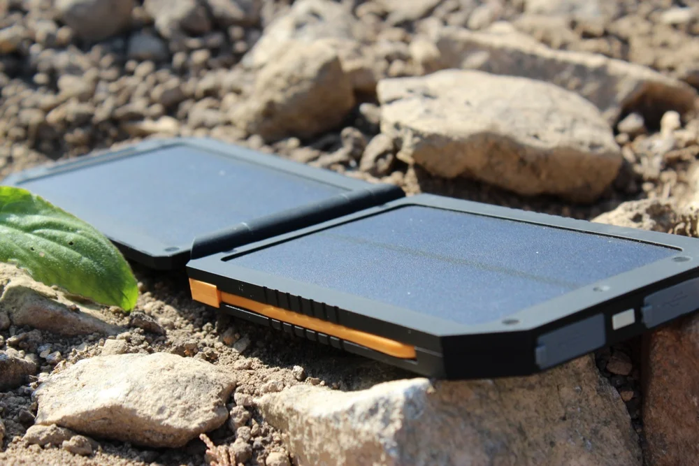 A-Solar Xtorm Lava Charger AM114 Review