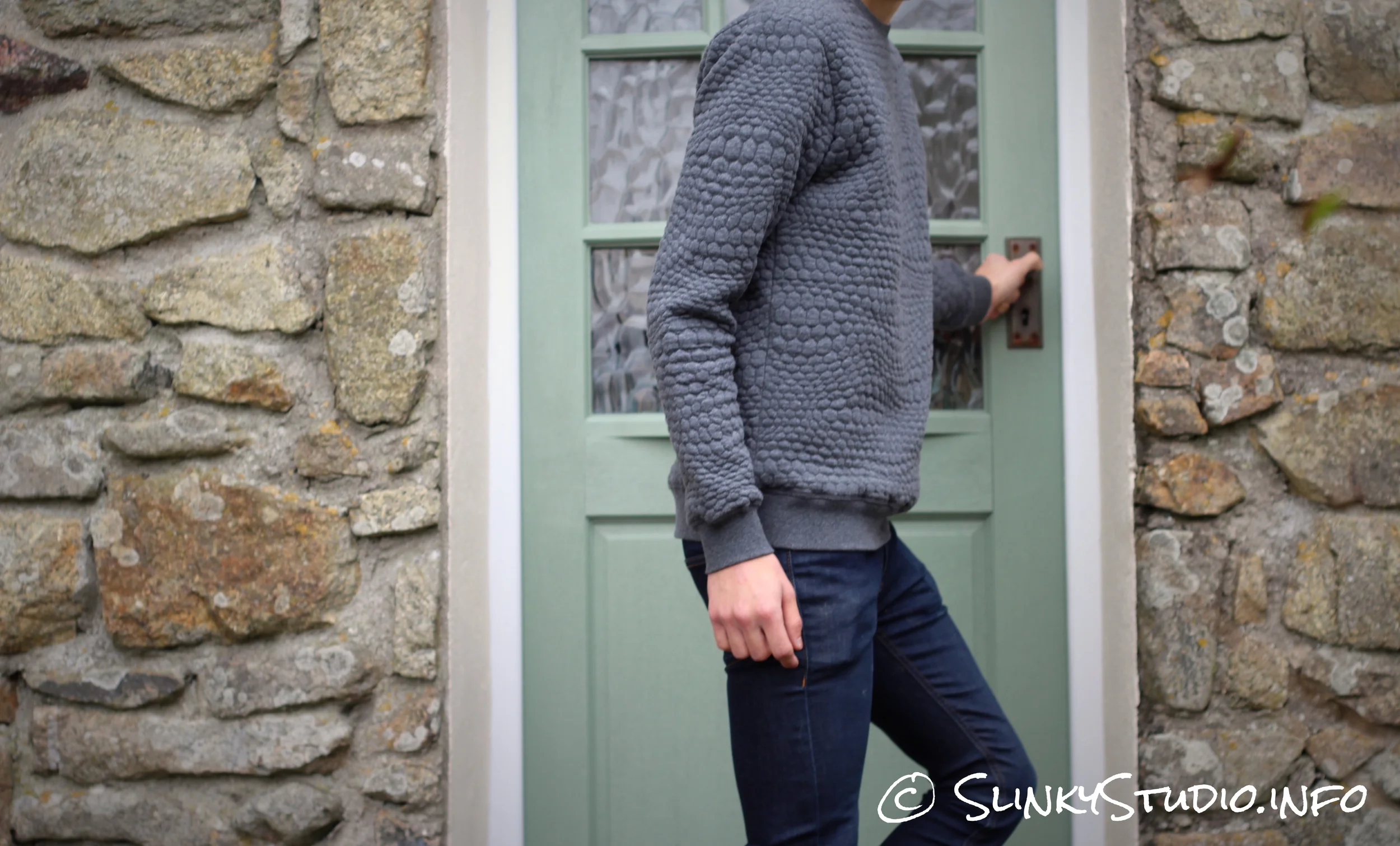 OnePiece London College Sweater Review