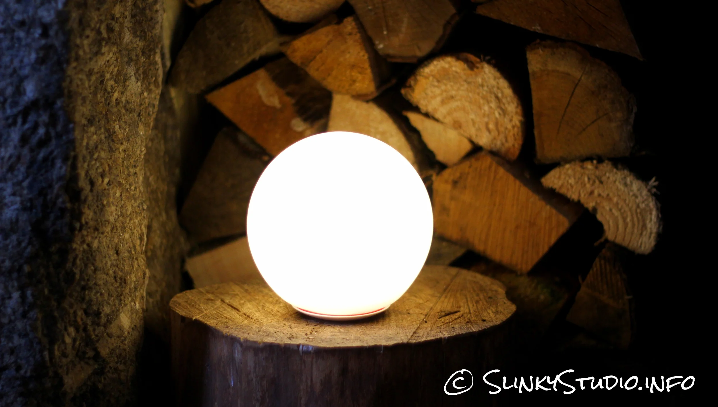 MiPow Playbulb Sphere Light Review